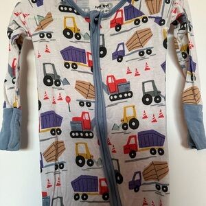 Little sleepies zippy